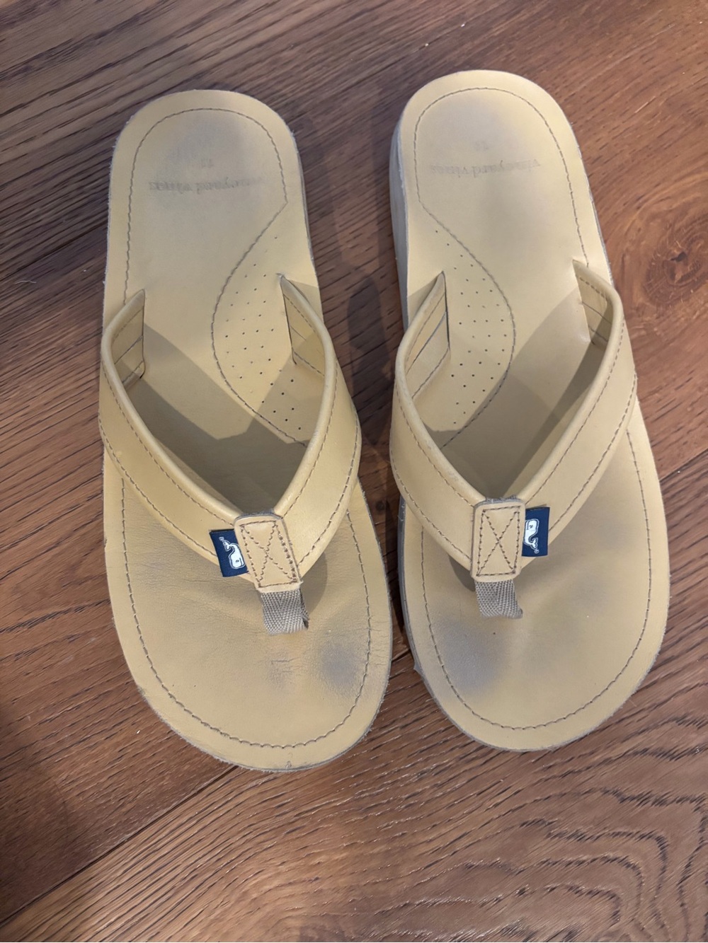 VINEYARD VINES LEATHER FLIP FLOP